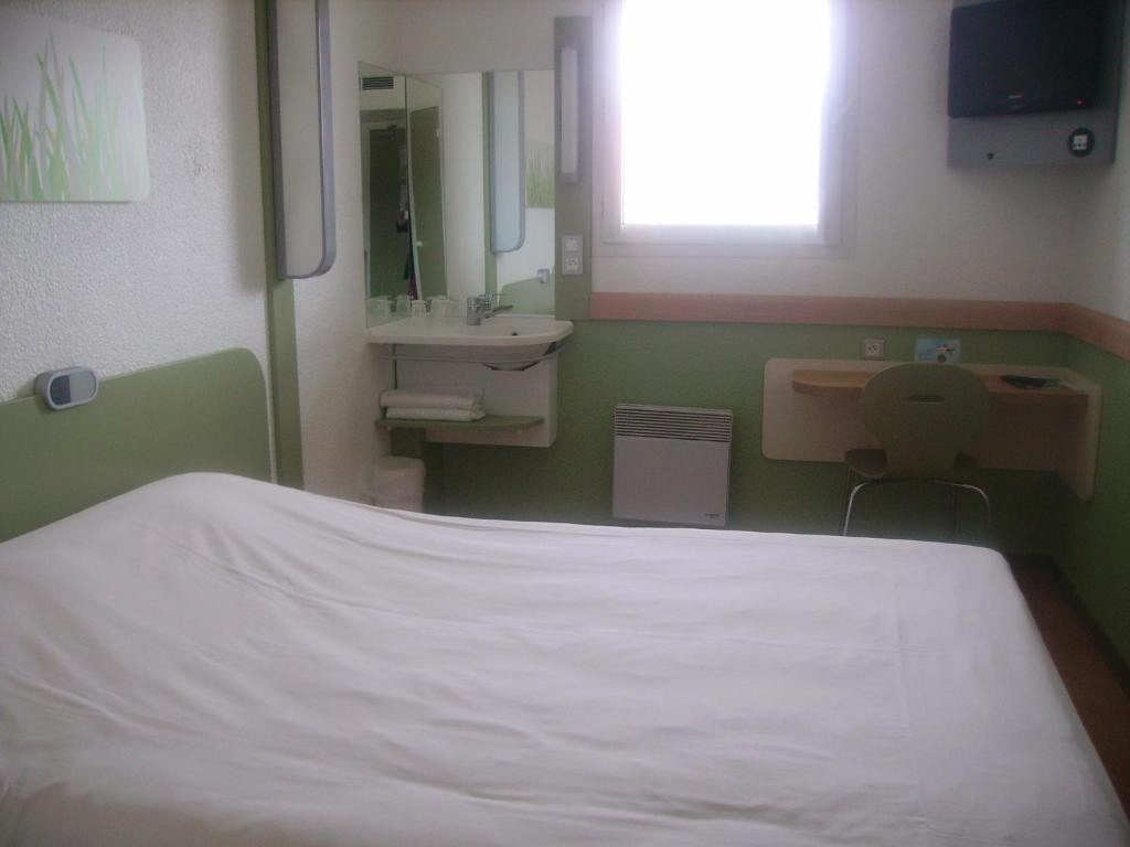 Ibis Budget Remiremont Pokoj fotografie