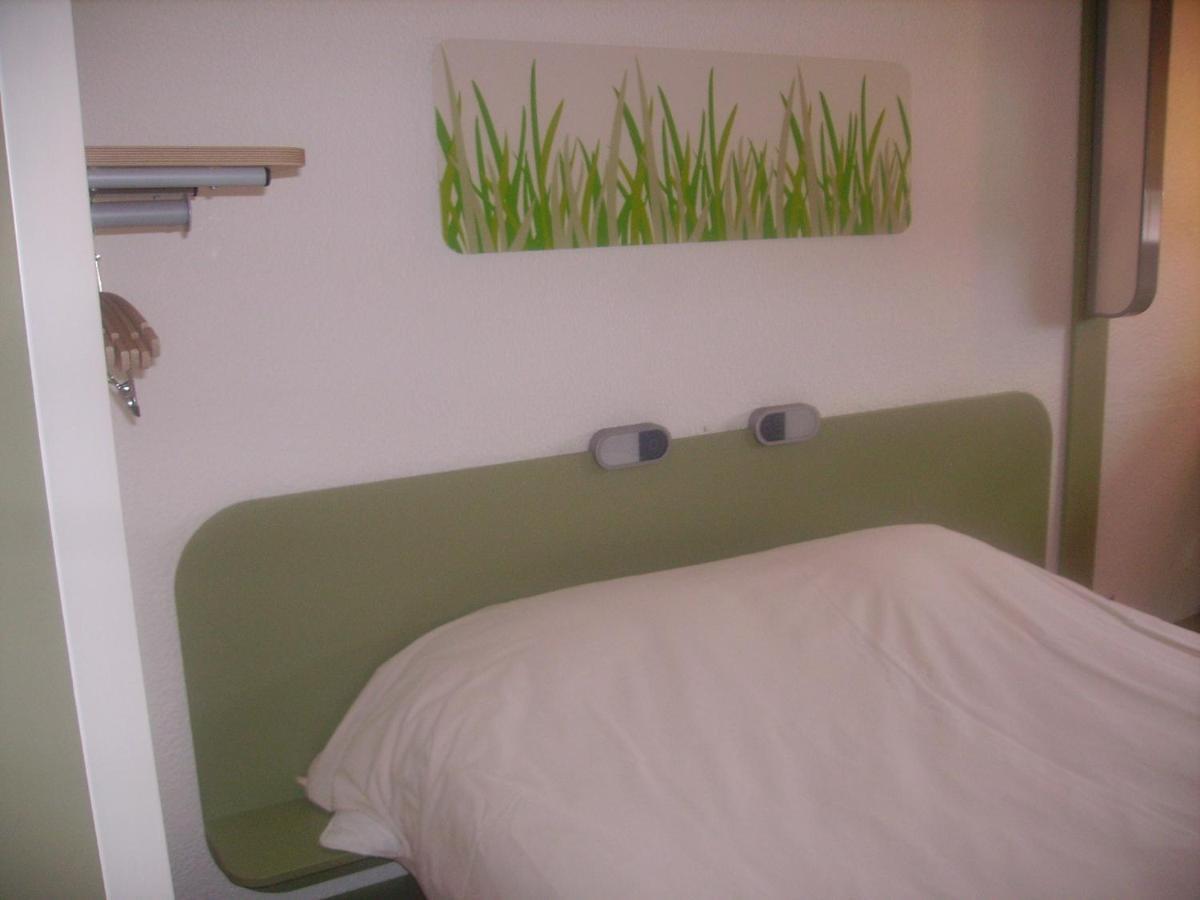 Ibis Budget Remiremont Pokoj fotografie